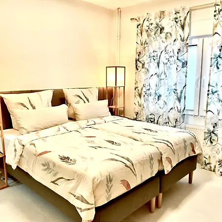 아파트 River Front Near Frankfurt-air Conditioner-private Parking Hainburg
